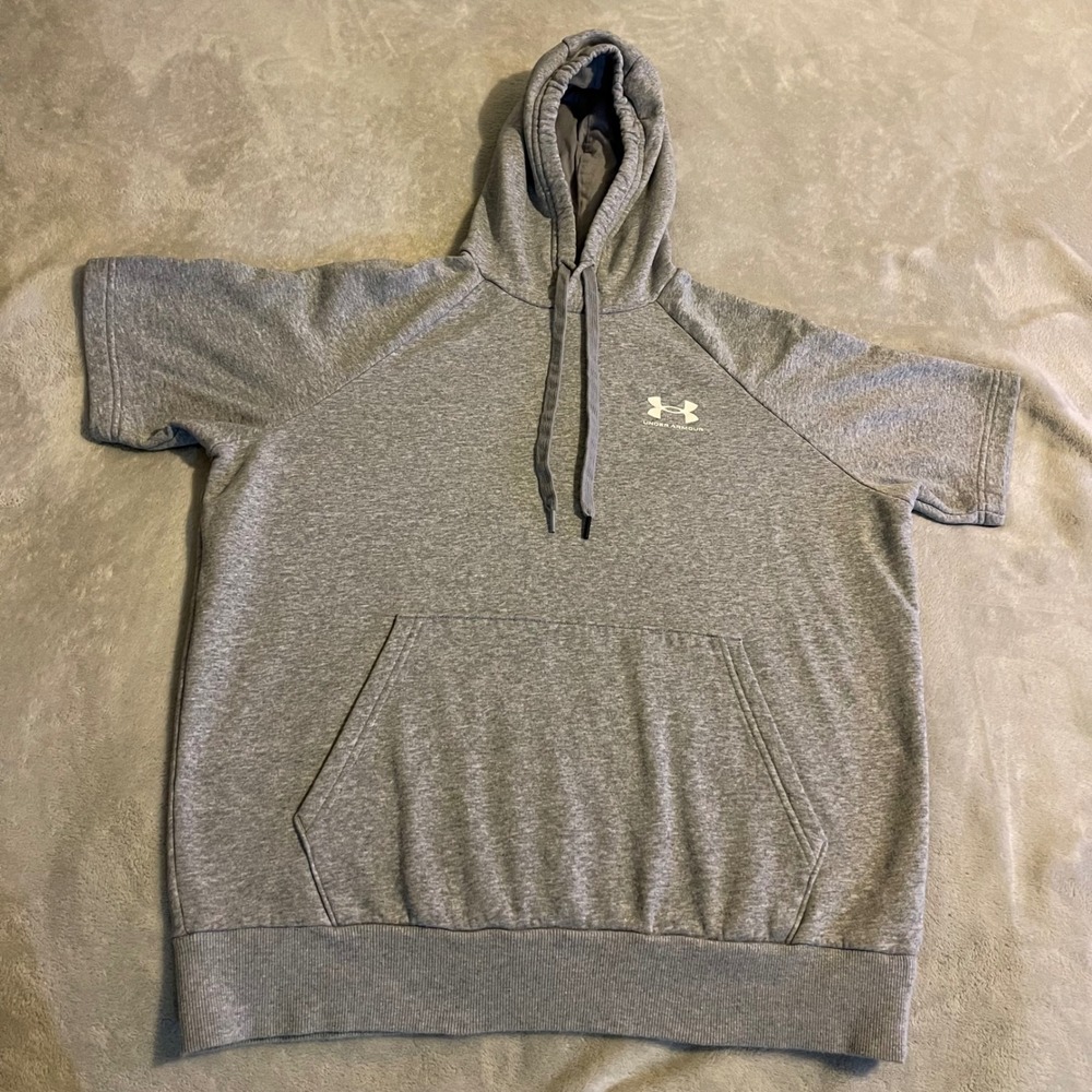 Under Armour Mens Hoodie Short‎ Sleeve Gray Loose Fit Pullover Medium Cold Gear